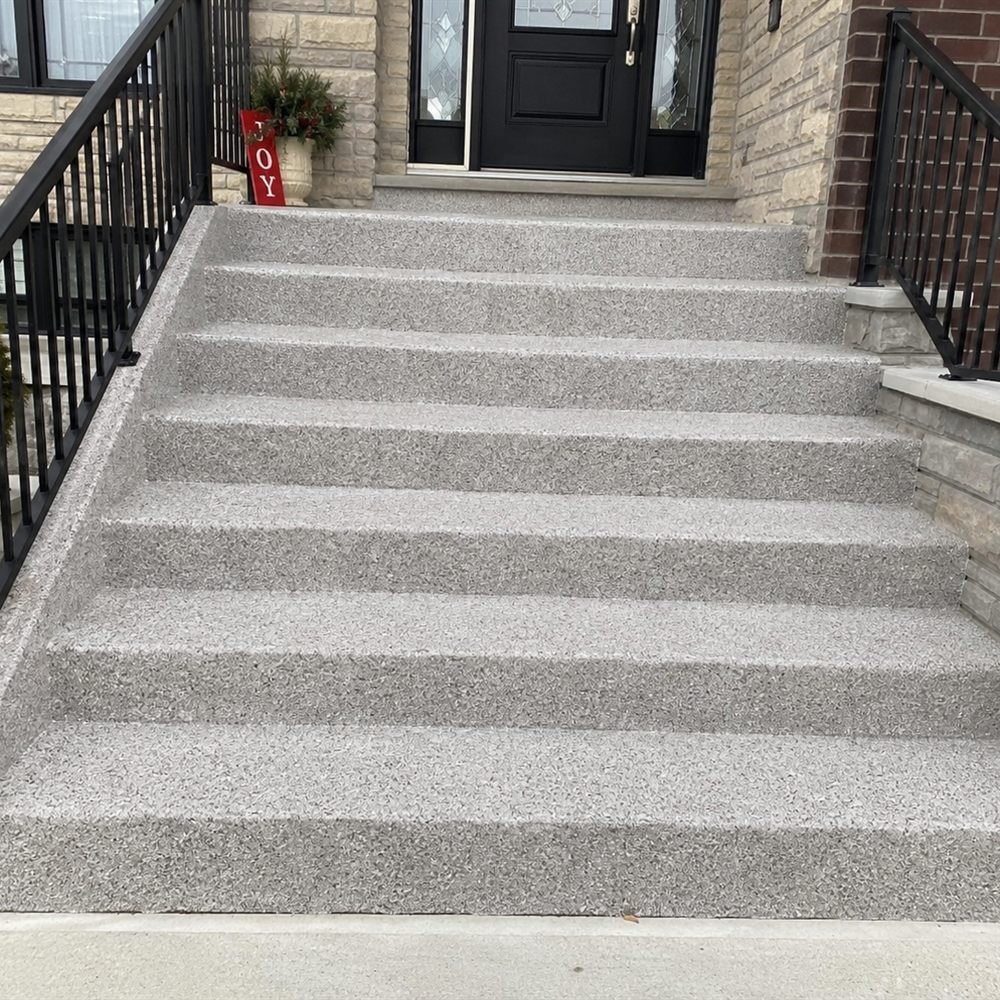 Plancher époxy Escalier d’entrée à Sainte-Anne-des-Plaines